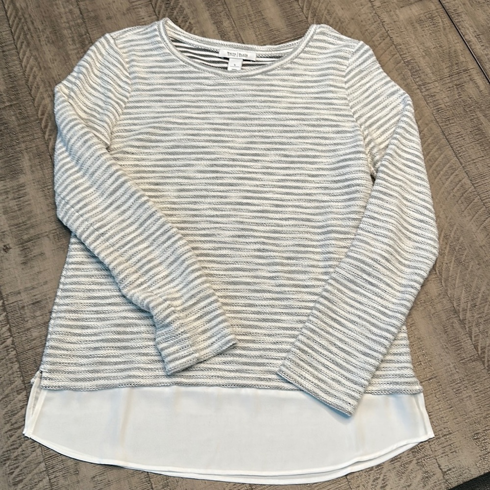 Women’s Long Sleeve Top